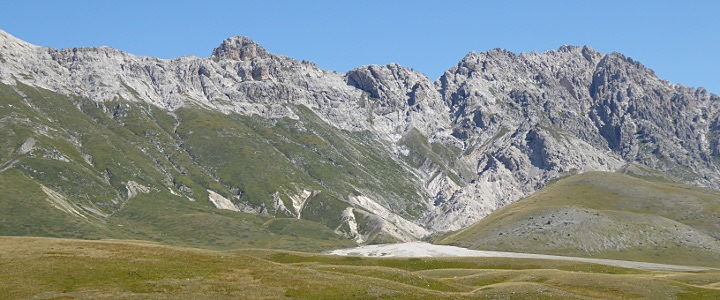 Regionalküche der Abruzzen mit Rezepten Abruzzen Campo Imperatore