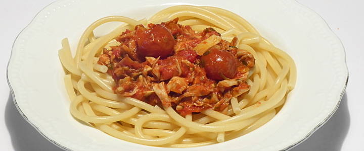 Bucatini al coniglio all'ischitana